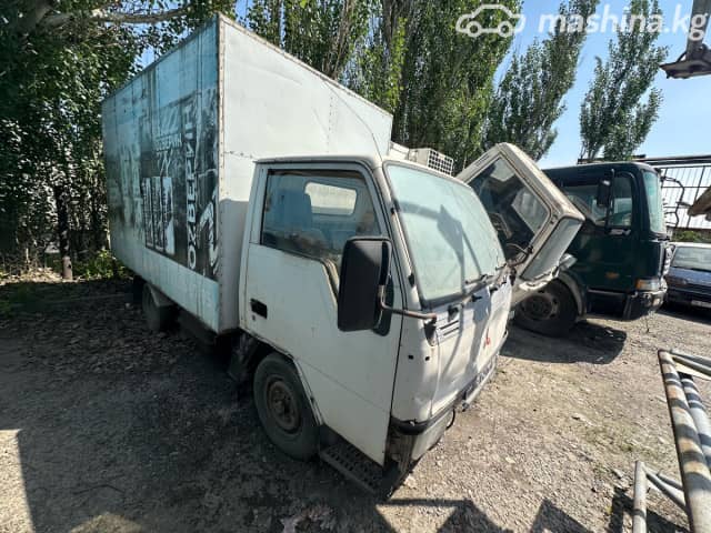 Mitsubishi Canter