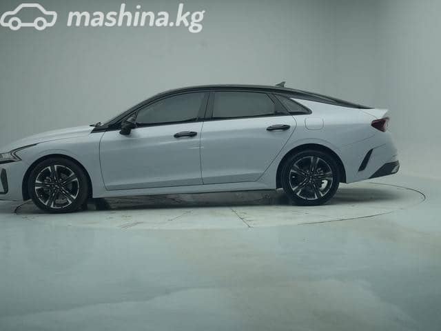 Kia K5 III 1.5 AMT