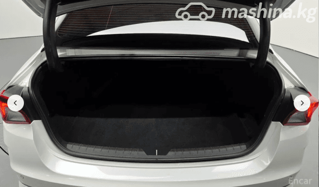 Kia K5 III LPi 2.0 AT