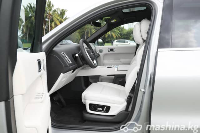 LiXiang L9 Рестайлинг 1.5hyb AT 4WD