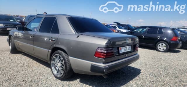 Mercedes-Benz W124 230 2.3 AT