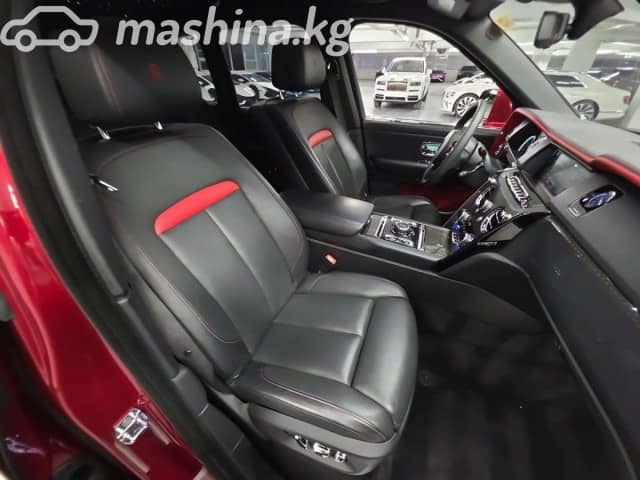 Rolls-Royce Cullinan I 6.7 AT AWD
