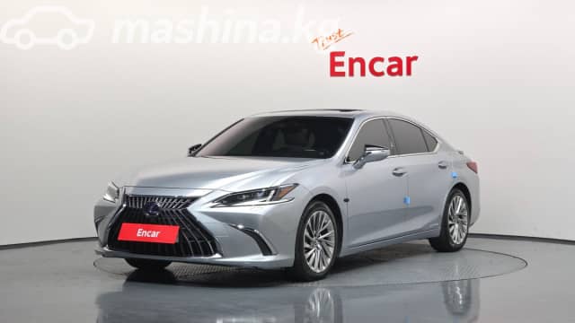 Lexus ES VII Рестайлинг 300h 2.5hyb CVT