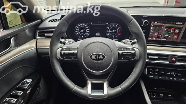 Kia K5 III 2.0 AT