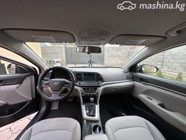 Hyundai Elantra VI (AD) 2.0 AT