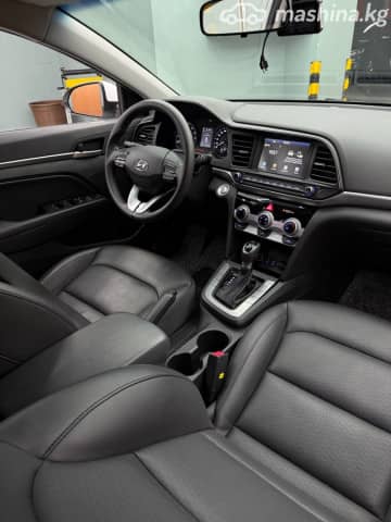 Hyundai Avante VI Рестайлинг 1.6 CVT