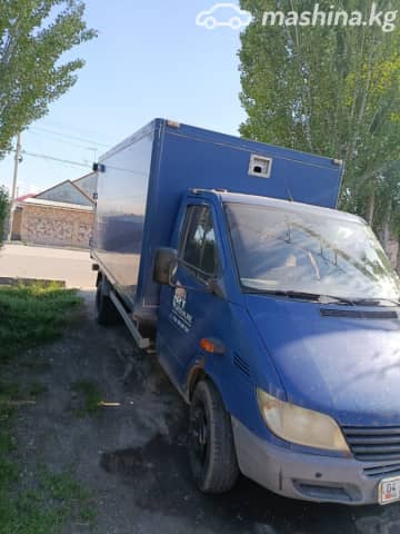 Mercedes-Benz Бортовой (4х2)