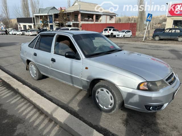 Daewoo Nexia I Рестайлинг 1.5 MT