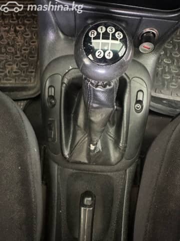 Opel Vectra B Рестайлинг 1.6 MT