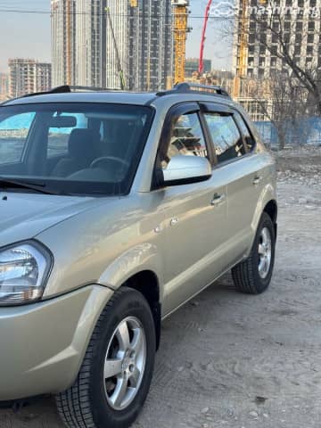 Hyundai Tucson I 2.0 MT 4WD