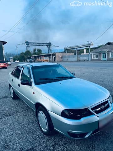 Daewoo Nexia I Рестайлинг 1.6 MT