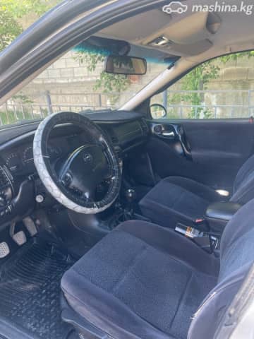 Opel Vectra B 1.8 MT