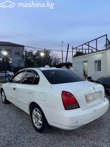 Hyundai Avante III 1.5 MT
