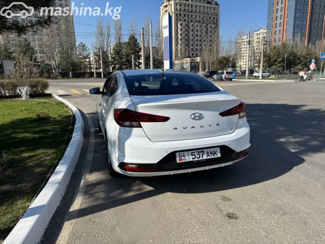 Hyundai Avante VI Рестайлинг 1.6 CVT