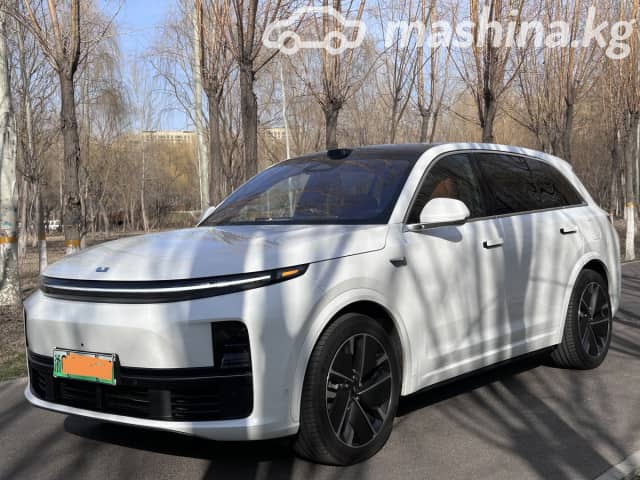 LiXiang L7 Рестайлинг 1.5hyb AT 4WD