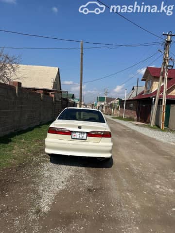 Honda Accord VI 1.8 AT