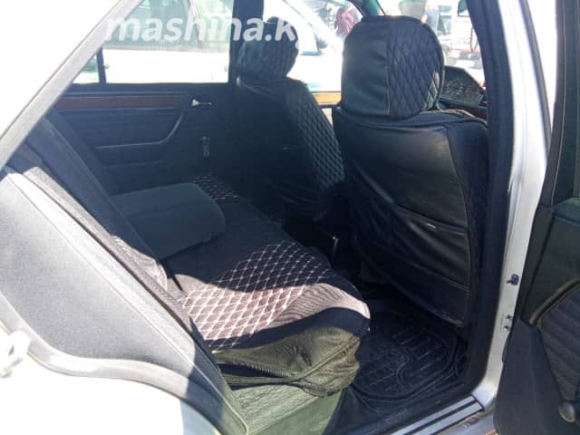 Mercedes-Benz E-Класс I (W124) 320 3.2 AT