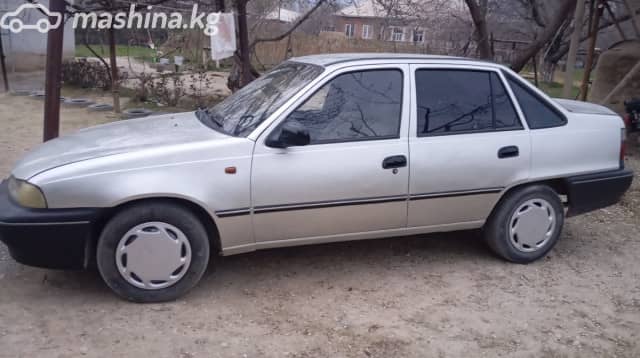 Daewoo Nexia I 1.5 MT
