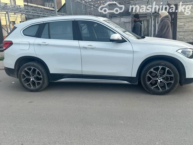 BMW X1 II (F48) Рестайлинг 20i xDrive 2.0 AT 4WD
