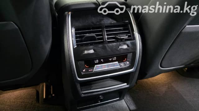 BMW X5 IV (G05/G18) 40i 3.0 AT 4WD