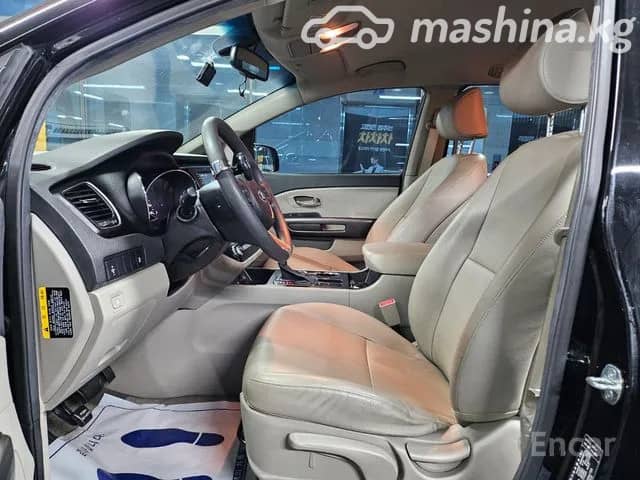 Kia Carnival III 2.2d AT