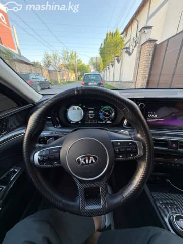 Kia K5 III 2.0hyb AT