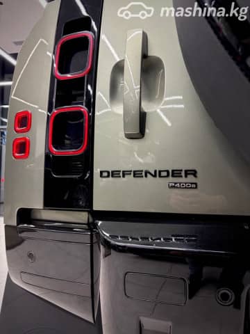 Land Rover Defender II 110 2.0hyb AT 4WD