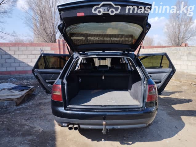 Audi A6 II (C5) Рестайлинг 2.4 CVT