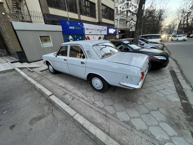 ГАЗ 24 «Волга» II (2410) 2410 2.5 MT