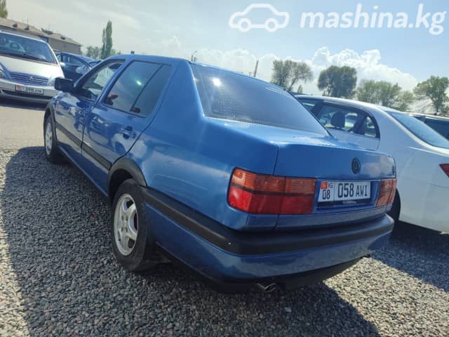 Volkswagen Vento 1.8 MT