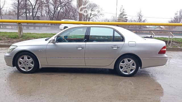 Lexus LS III Рестайлинг 430 4.3 AT
