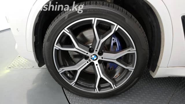 BMW X5 IV (G05/G18) 40i 3.0 AT 4WD