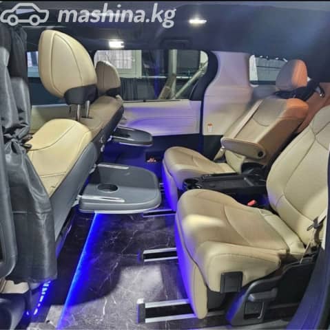Toyota Sienna IV 2.5hyb AT