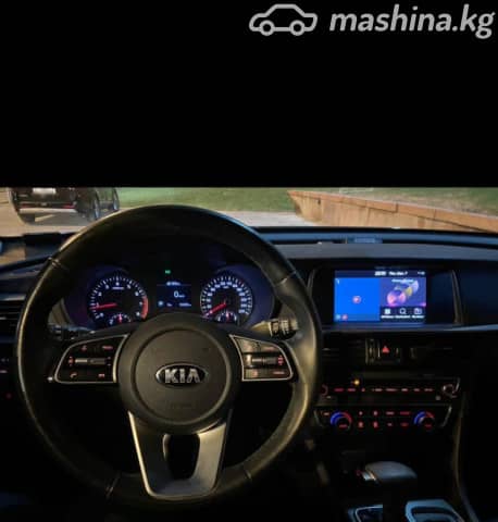 Kia K5 II 2.0 AT