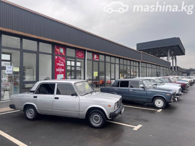ВАЗ (Lada) 2107 21074-20 1.6 MT