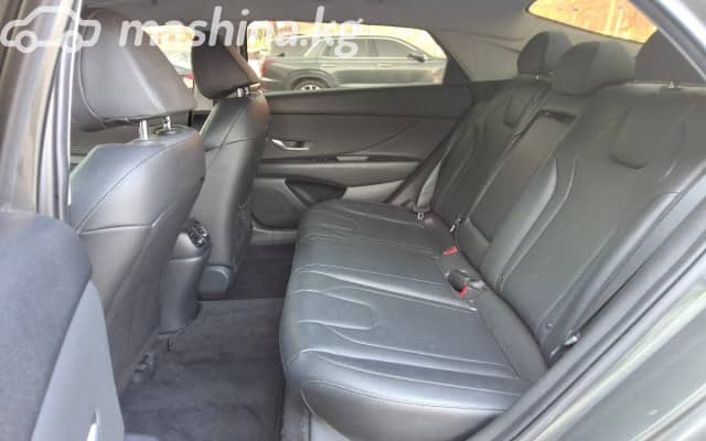 Hyundai Avante VII 1.6 AMT