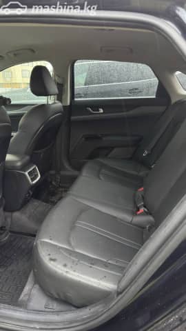 Kia K5 III LPi 2.0 AT