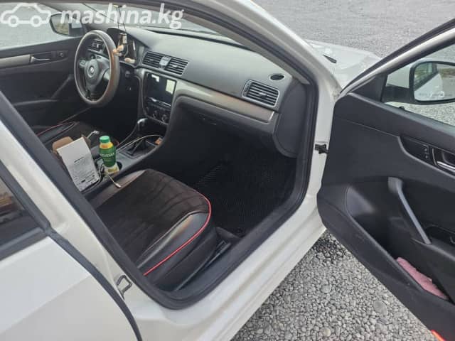 Volkswagen Passat B7 2.0 MT
