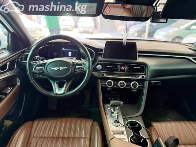 Genesis G70 I 2.0 AT 4WD