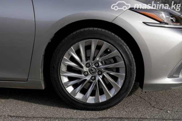 Lexus ES VII 300h 2.5hyb CVT