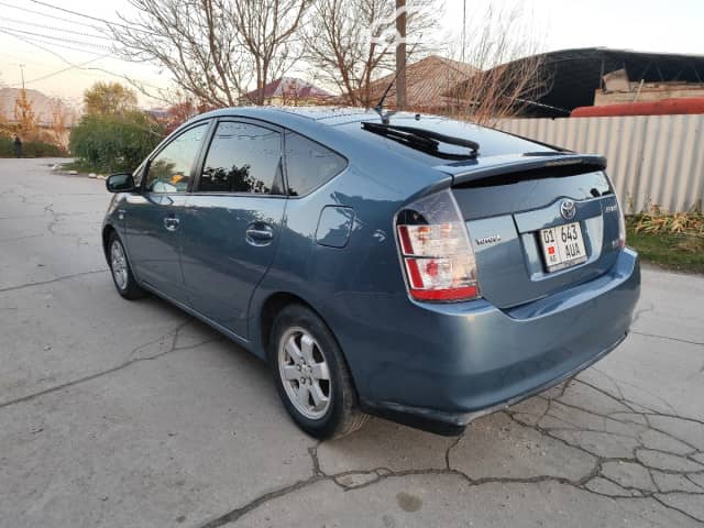 Toyota Prius II (XW20) 1.5hyb AT