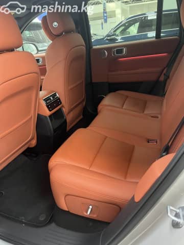 LiXiang L6 1.5hyb AT 4WD