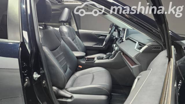 Toyota RAV4 V (XA50) 2.5hyb CVT 4WD
