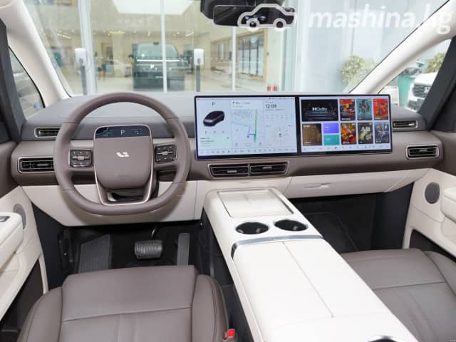 LiXiang Mega 102.7 kWh Electro AT 4WD