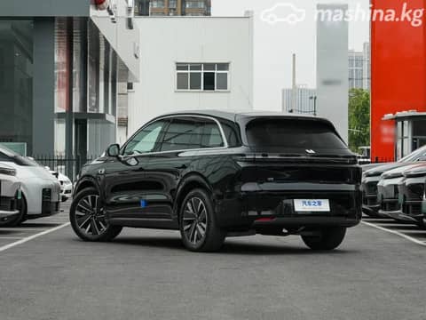 LiXiang L6 1.5hyb AT 4WD