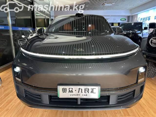 LiXiang L9 Рестайлинг 1.5hyb AT 4WD