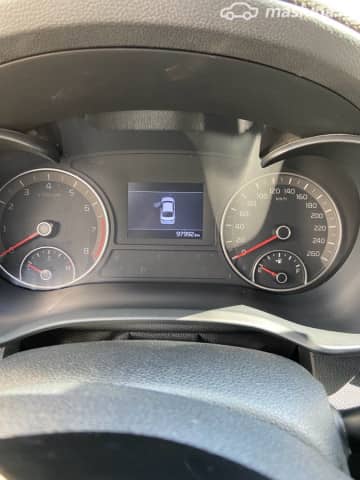 Kia K5 II 2.0 AT