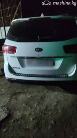 Kia Carnival III 2.2d AT