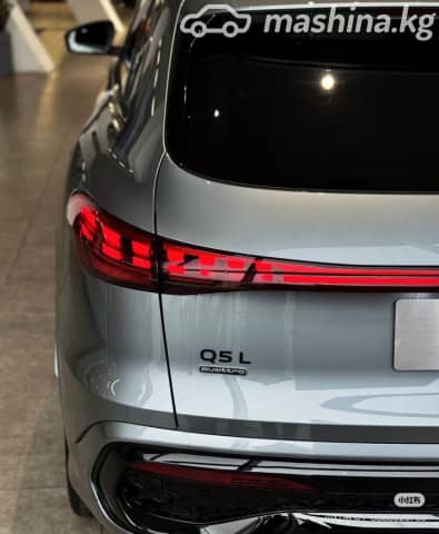 Audi Q5 III 40 TFSI 2.0 AMT 4WD