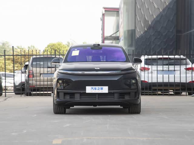 LiXiang L7 Max 1.5hyb AT 4WD